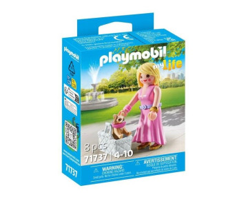 ΓΥΝΑΙΚΑ ΜΕ ΤΣΙΟΥΑΟΥΑ ΚΑΙ ΚΑΛΑΘΙ