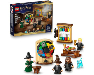 HOGWARTS CASTLE : SORTING HAT CEREMONY